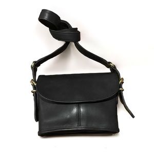 Vintage 90s Coach Equestrian Small Flap 9801 Black Leather Crossbody Bag